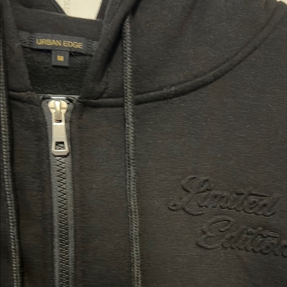 Urban Edge "Limited Edition" Full Zip Hoodie Size Medium - Picture 2 of 7